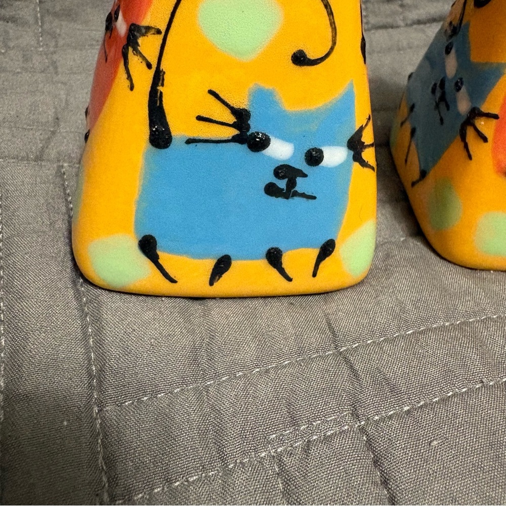 Vintage RARE Cats Salt & Pepper Shakers Hand Painted Triangle Polka Dots Orange - Picture 5 of 14